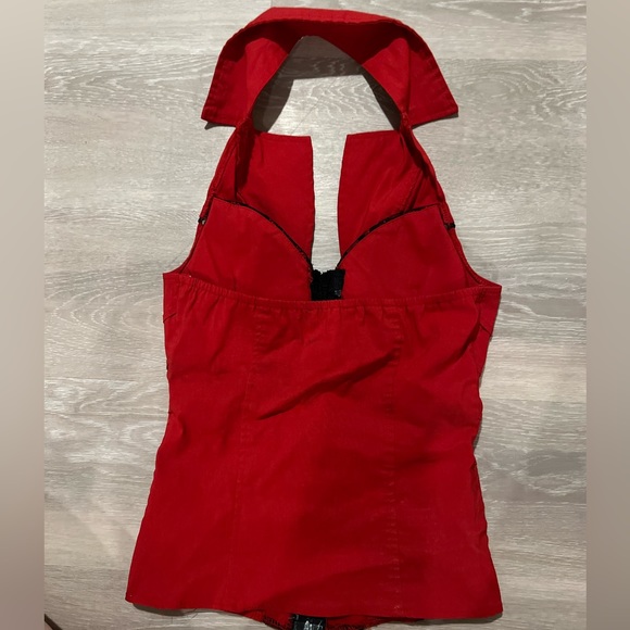red halter top - Picture 2 of 3